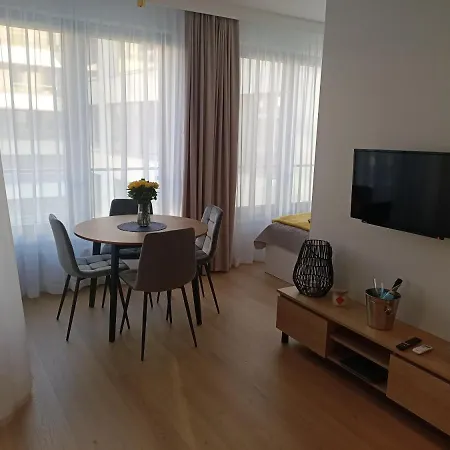 Apartament Maris - śródmieście - Klimatyzacja - Prywatny Parking Gdynia
